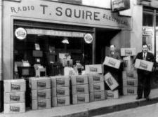 Old_Shop_Front_-_black_and_white_1268.jpg